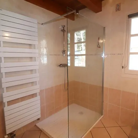 Maison 4 Pres Des Lacs Avec Jardin Et Parking - Fr-1-742-589